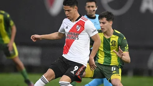 Flabian Londoño jugó como titular ante Aldosivi.