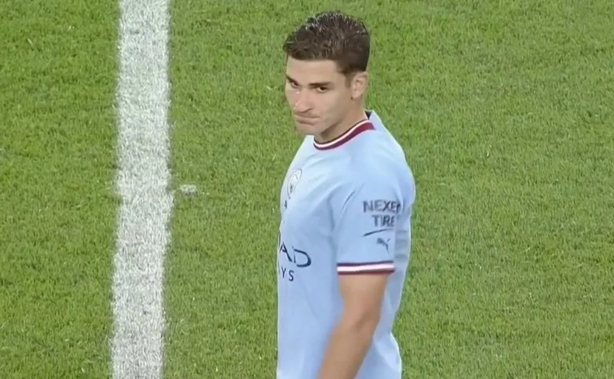 Julián sumó 40 minutos en su segundo partido preparatorio con el City