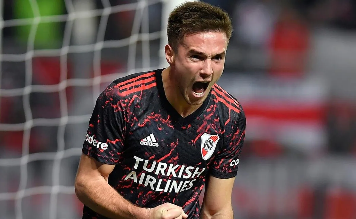 Agustín Palavecino mostró un gran nivel en sus últimos dos partidos en River y pide pista para mantener el puesto.