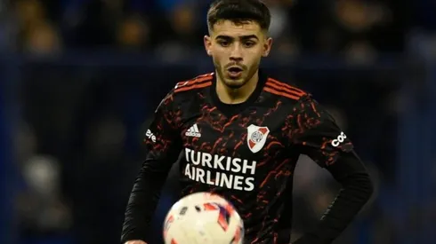 Santiago Simón volvió a jugar en buen nivel ante Vélez en Liniers.