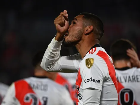 Baja de último momento para visitar a Vélez