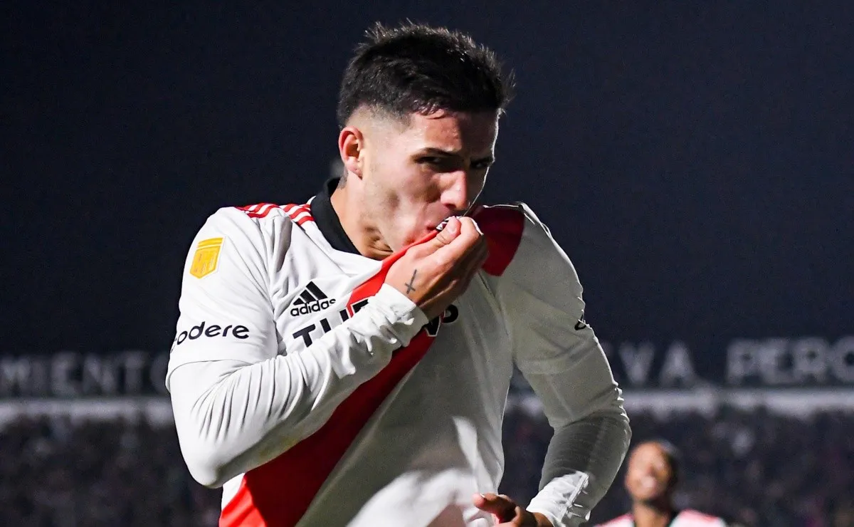 Enzo Fernández se despidió de River y prometió volver para ganar la Libertadores.