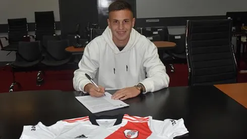 El lateral derecho de la Reserva firmó su primer contrato profesional.