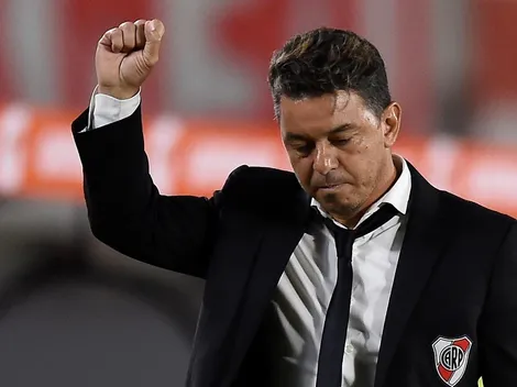 Gallardo pateó el tablero y sorprendió con la formación