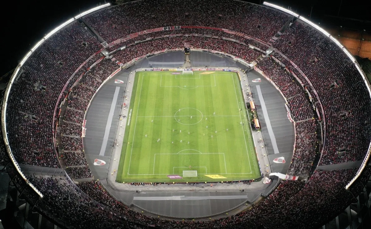 Se espera otro Monumental repleto para la revancha ante Vélez.