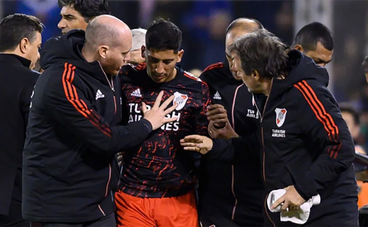 Aliendro no tuvo el debut que esperaba y solo pudo permanecer media hora en cancha.