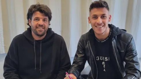 Acompañado por el manager de Aldosivi, Lecanda firmó su vínculo con el Tiburón.