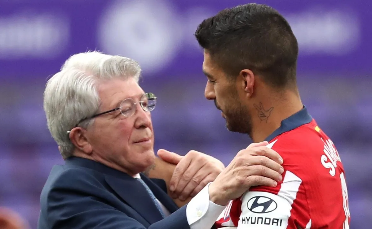 Enrique Cerezo y Lucho Suárez en la despedida del Pistolero hace unos meses contra el Valladolid.