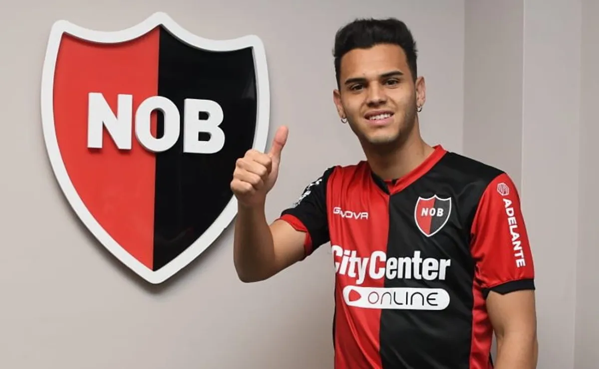 El ex River había firmado su contrato durante el pasado fin de semana y este miércoles fue presentado oficialmente.