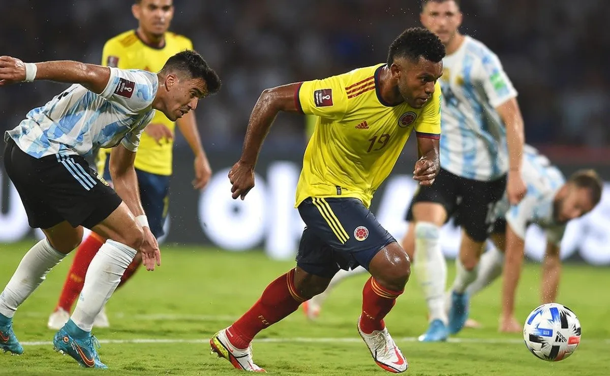 Borja representando a la Selección Colombia contra Argentina.