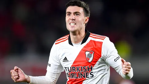 Gritalo José: Paradela fue la figura de la cancha y parece haberse ganado un lugar ante Vélez.