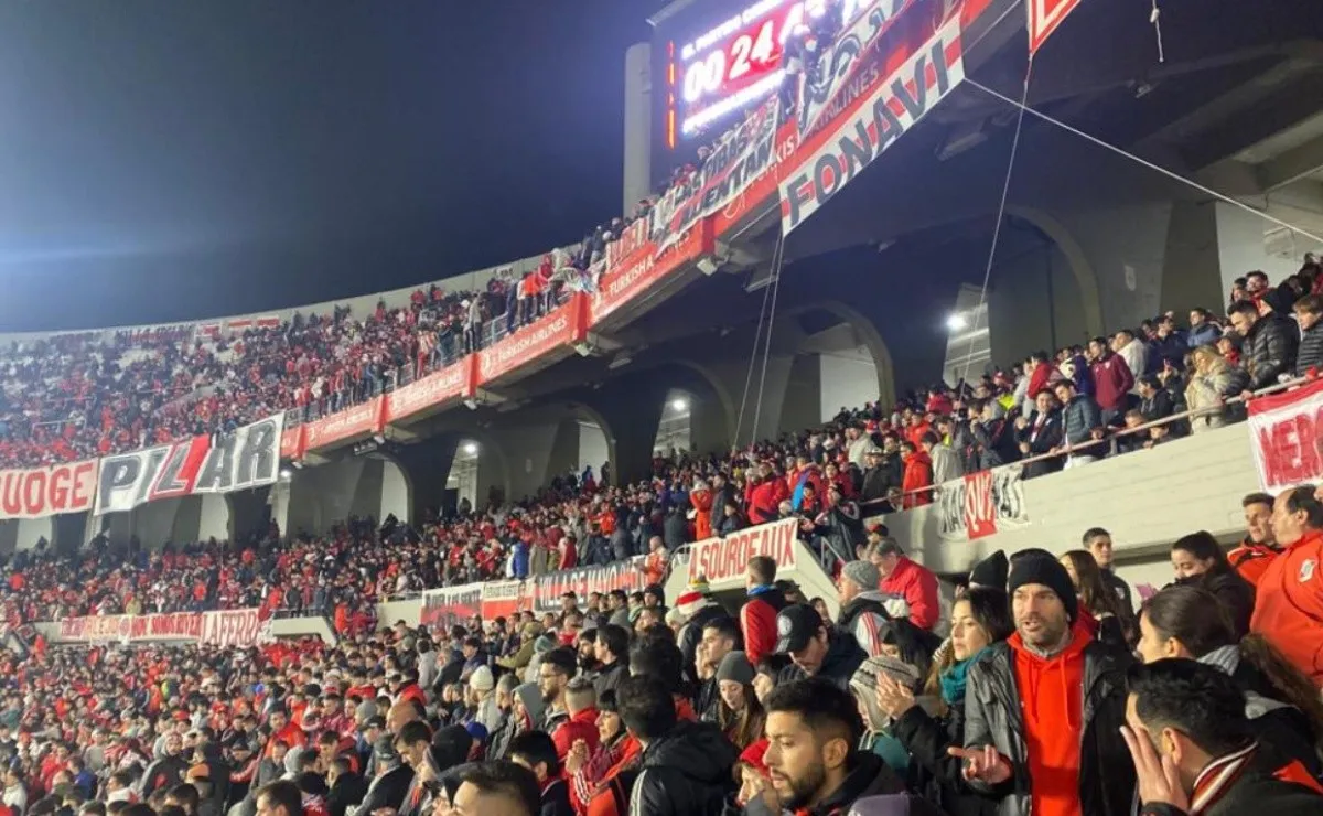 Como a lo largo de todo el año, otra vez se agotaron las entradas para ver a River en el Monumental.