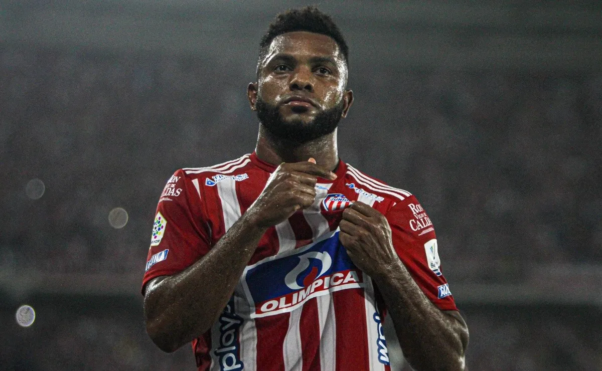 El delantero colombiano deberá reintegrarse a las prácticas en Junior.