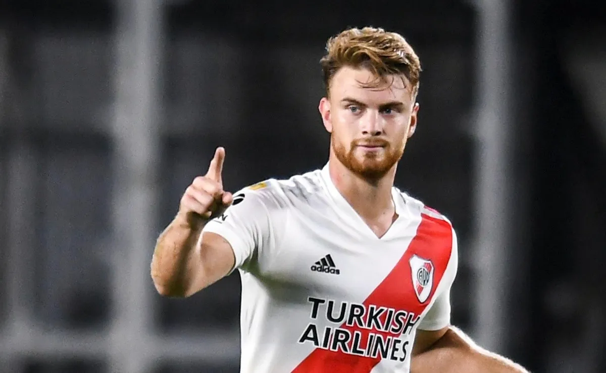 El delantero podría jugar los octavos de final para River pese a la postura de Colón.