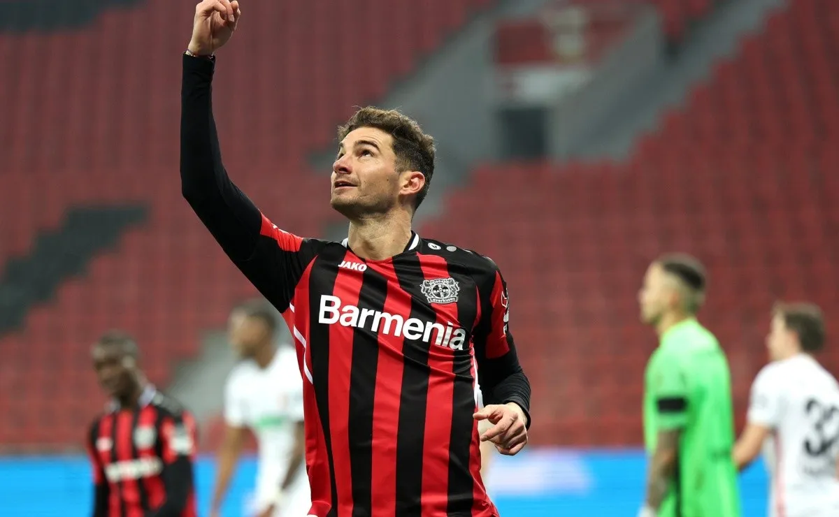El Pipa reconoció el llamado de River pero confirmó que seguirá en Alemania.