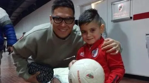 Juanfer y el pequeño Gio se encontraron luego del entrenamiento en el Monumental.