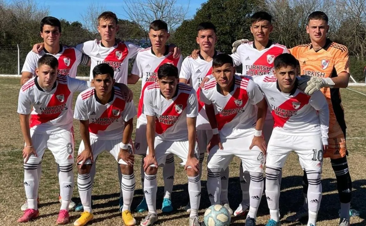 La Sexta División, con Santino Gallardo como titular, igualó sin goles ante Defensa.