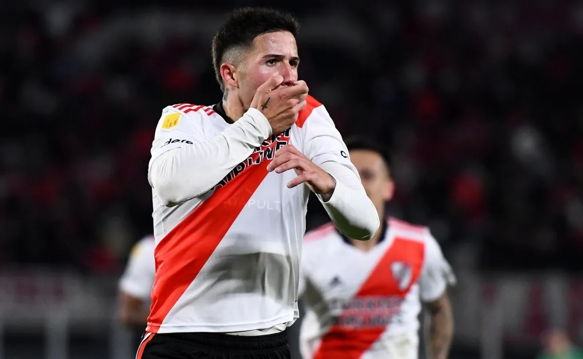 En medio de los rumores, Enzo tiene las cosas claras y quiere quedarse en River.