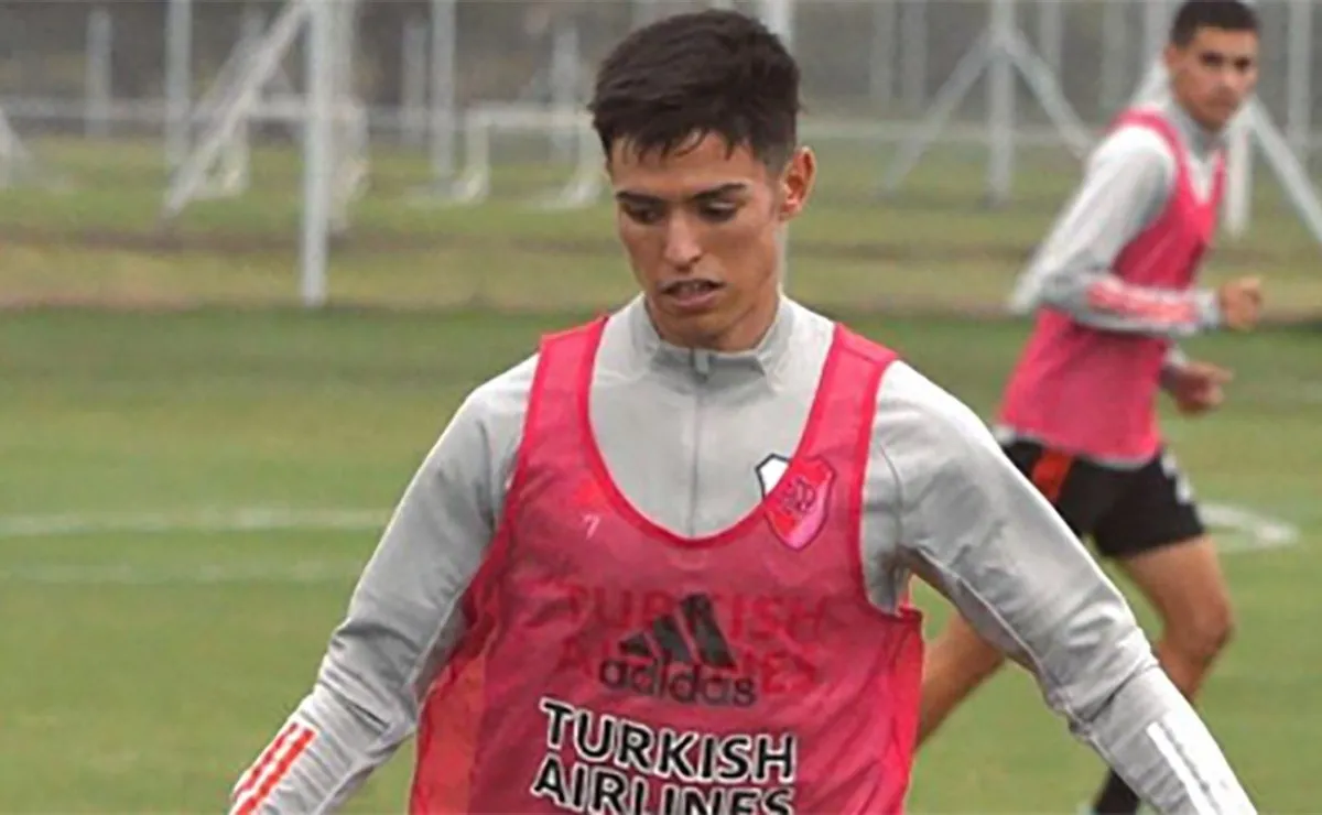 El fútbol juvenil de River sufrirá una nueva baja en las próximas horas.