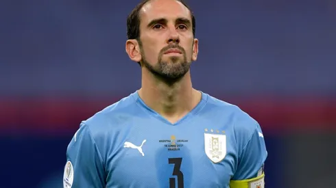 Diego Godín tiene todo acordado de palabra para jugar en Vélez