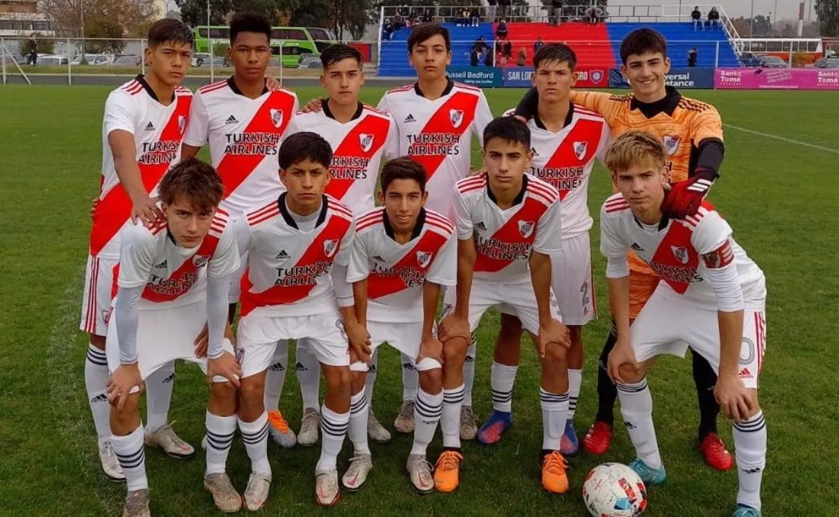 La Octava igualó ante el Ciclón en la Ciudad Deportiva.