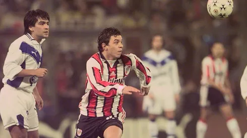 El Muñeco volverá a cruzarse con Vélez por Copa Libertadores.