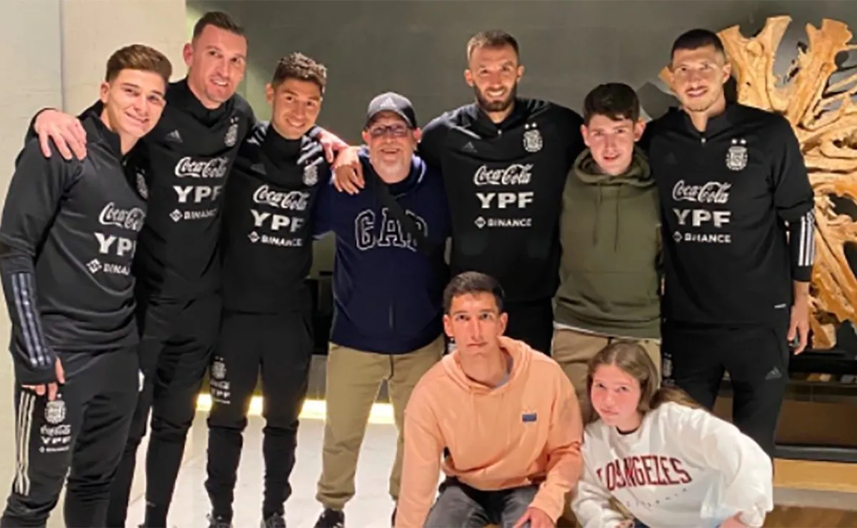 El encuentro tuvo lugar en la ciudad española de Bilbao, donde la Selección Argentina está concentrada por la fecha FIFA.