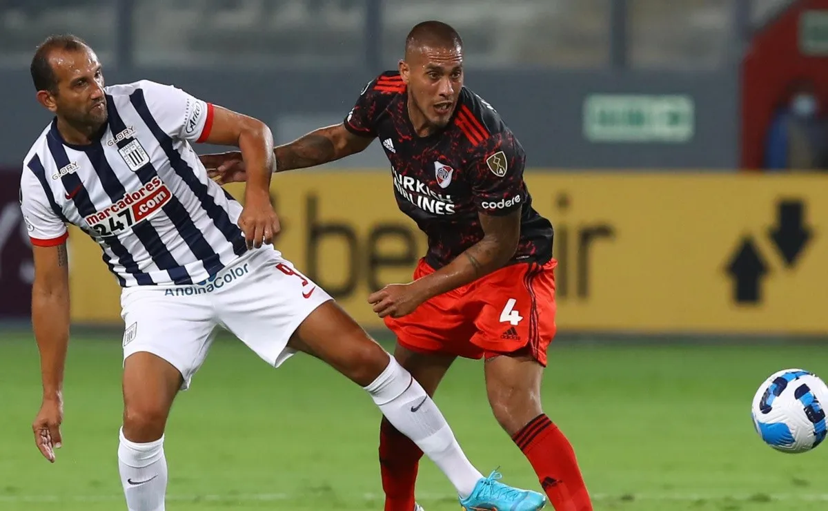 River enfrenta a Alianza Lima por la Copa Libertadores.