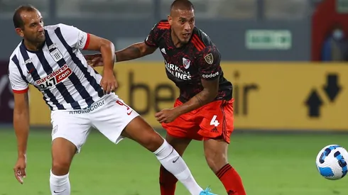 River enfrenta a Alianza Lima por la Copa Libertadores.