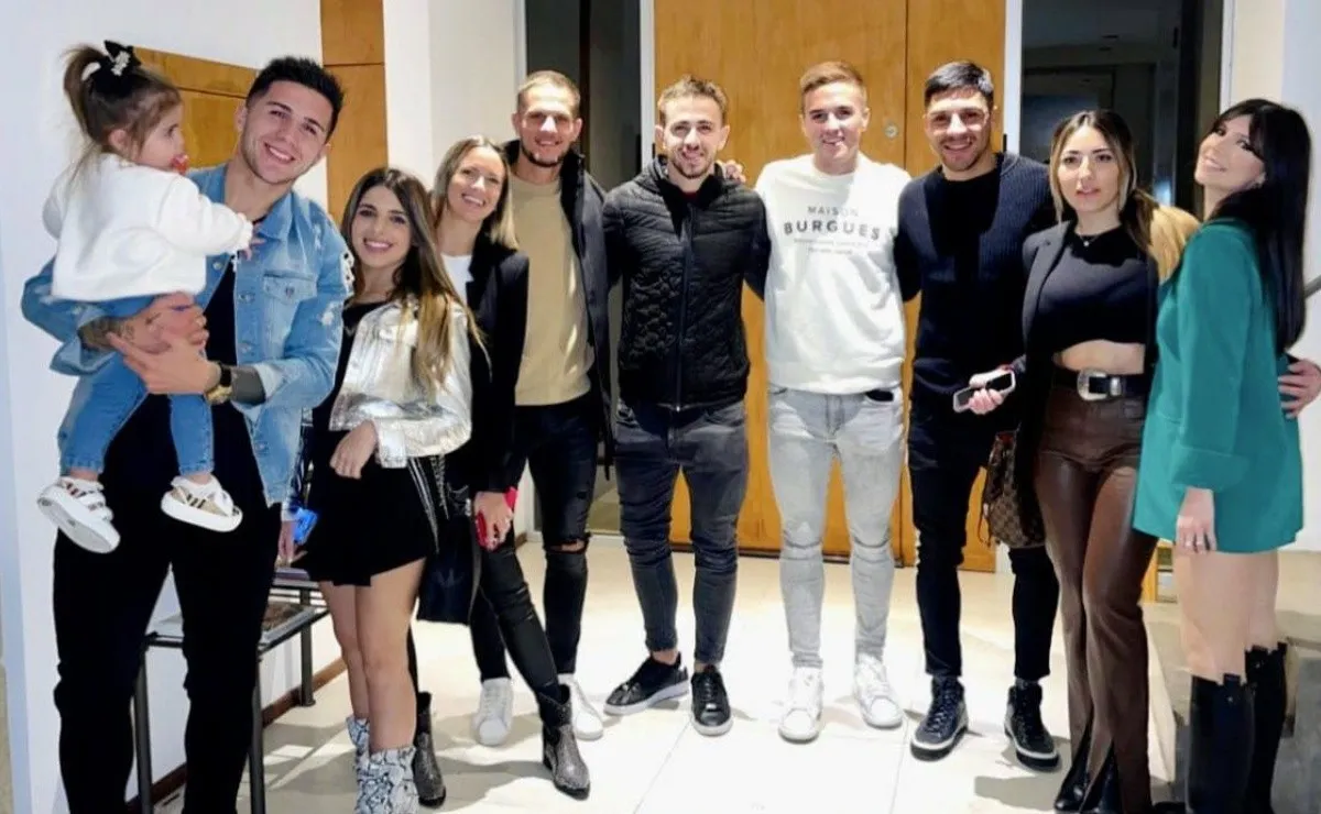 El plantel de River celebró el cumpleaños de la esposa de Palavecino