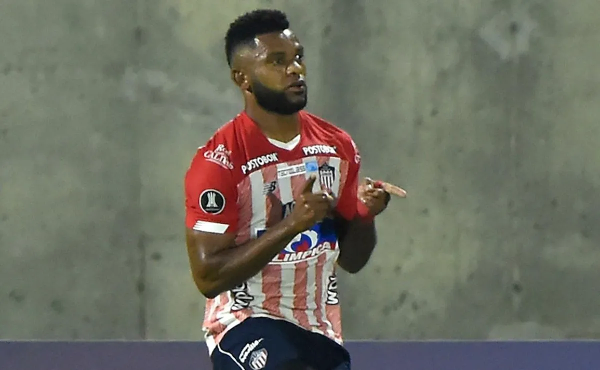 Miguel Ángel Borja, que sonó en los últimos días como posible refuerzo de River, habló de su presente en Junior y afirmó que quiere seguir allá.