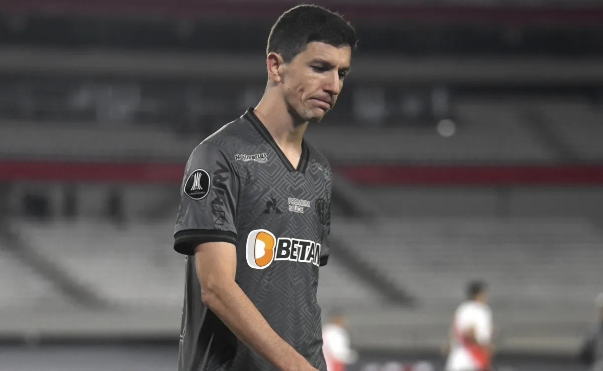 El Mineiro deberá abonar la deuda que mantiene con River por Nacho Fernández.