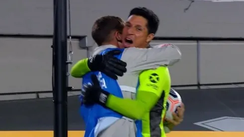 El abrazo inolvidable entre Enzo y Mateo, hace un año atrás.