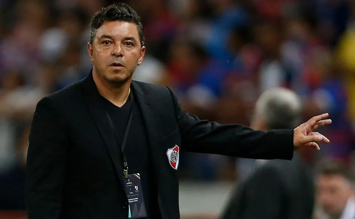 ¿Alarma en River? El Muñeco viajará a Europa en los próximos días.