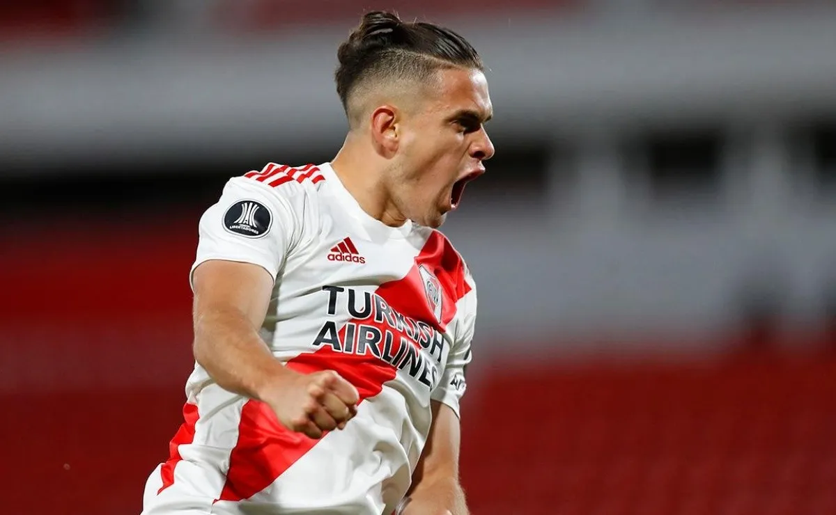 Rafael Santos Borré logró ser el máximo goleador de su equipo en al menos un torneo en los últimos tres años, lo hizo en dos oportunidades con River y la restante con Eintracht.