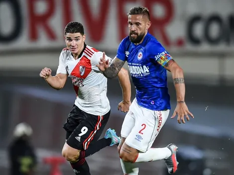 Argentinos venció a Estudiantes y espera por el ganador de River-Tigre