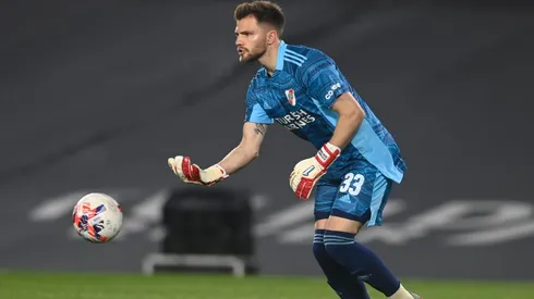 Con la 33 en la espalda, Centurión hizo su estreno en el arco de River.