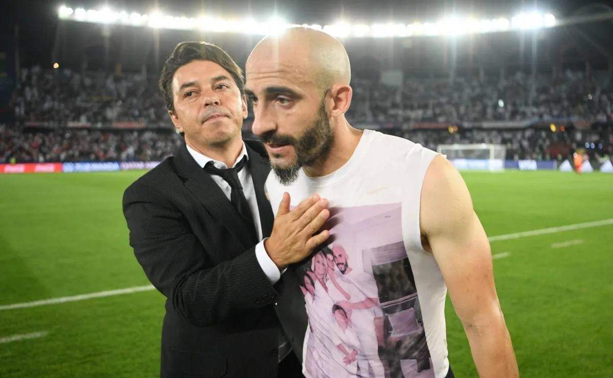 Marcelo Gallardo y Javier Pinola.