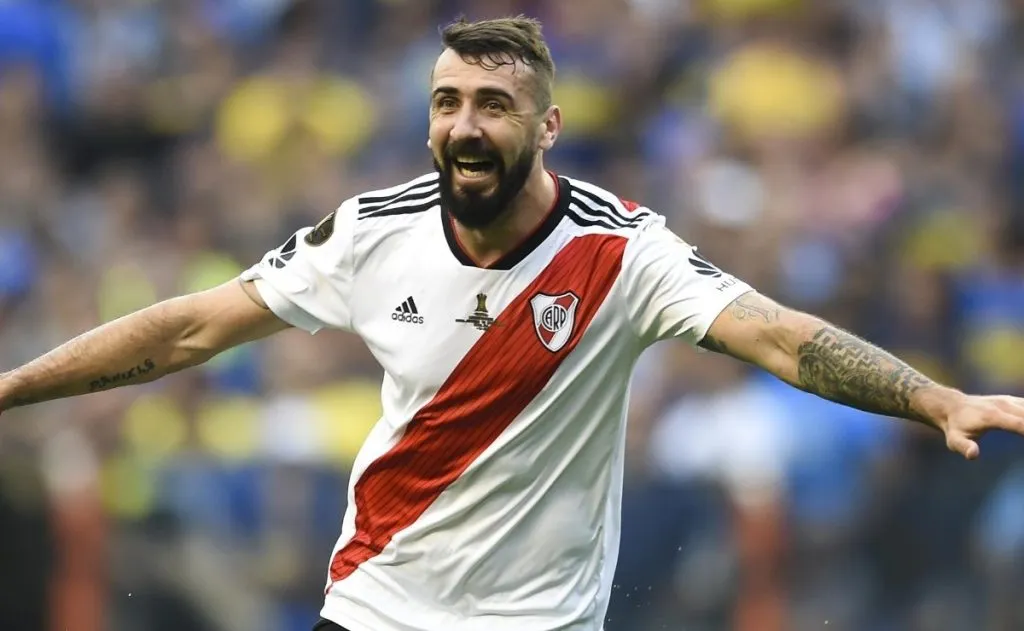 El Oso disputó 109 partidos con River, anotó 26 goles y conquistó cuatro títulos.