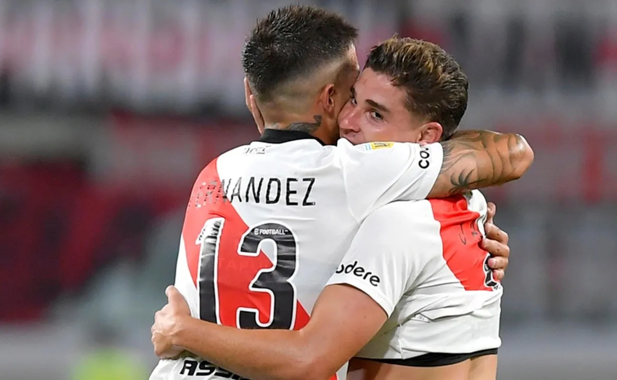Enzo y Julián, los máximos artilleros del 2022