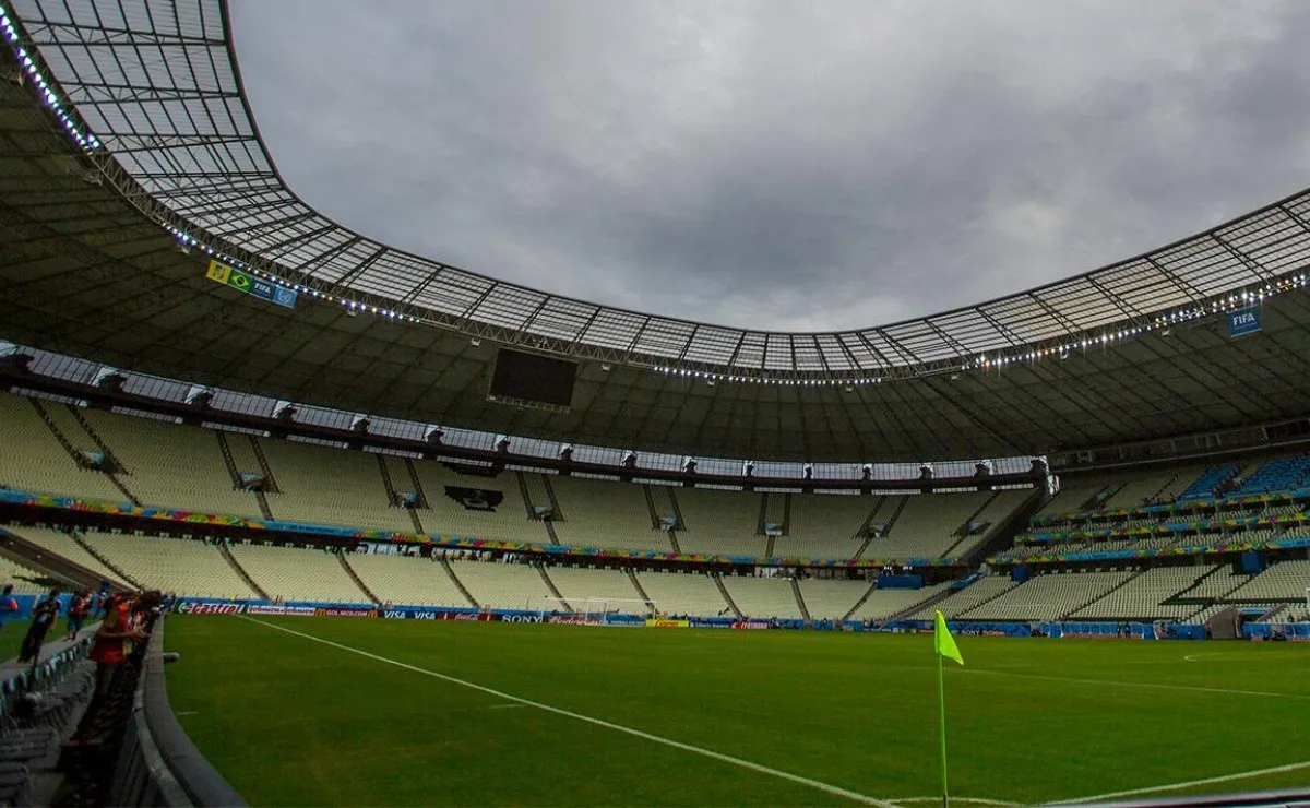 Fortaleza recibirá a River en el Estadio Castelao, propiedad del Estado de Ceará, el cual fue remodelado en 2013 para el Mundial 2014 y cuenta con capacidad para 65 mil espectadores.