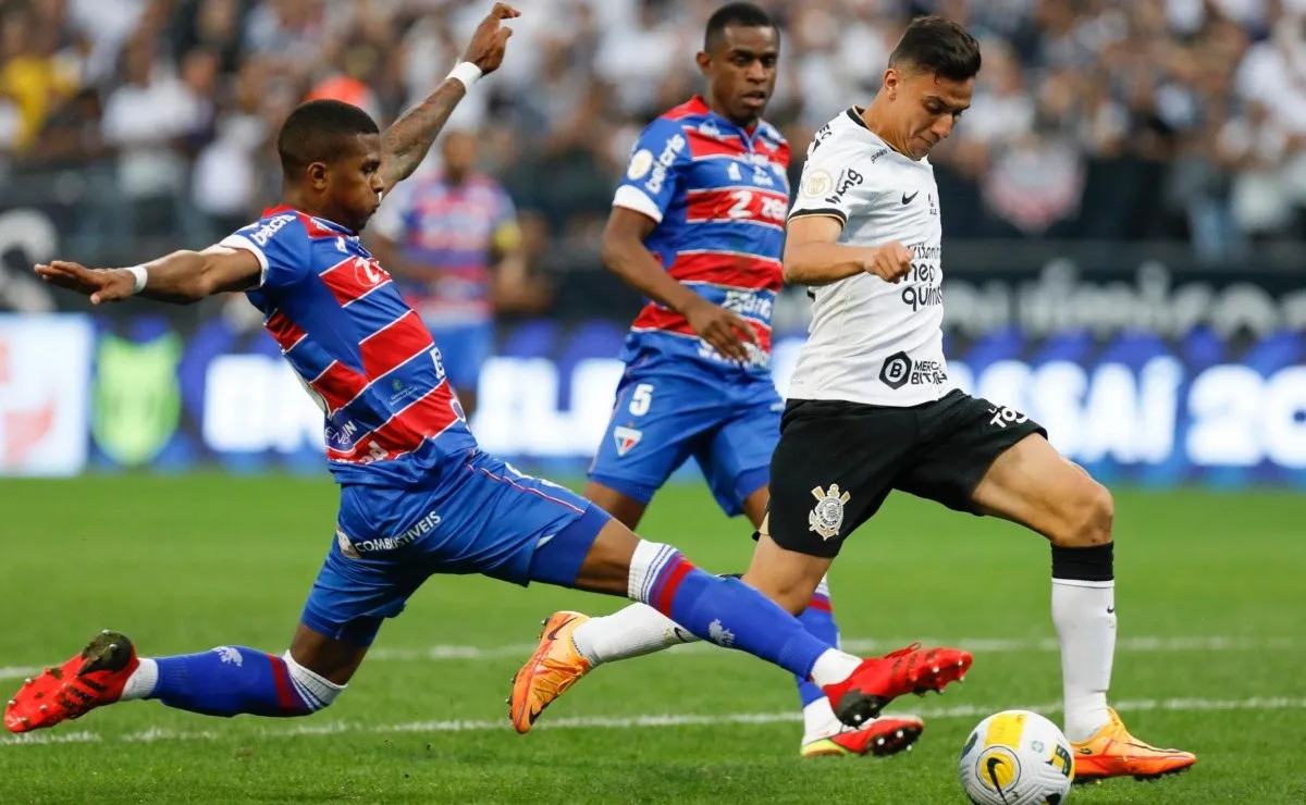 Corinthians venció a Fortaleza por la tercera fecha del Brasileirao
