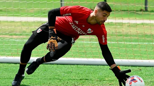 El joven guardameta no verá acción ni en Reserva ni en el plantel de Primera este fin de semana.