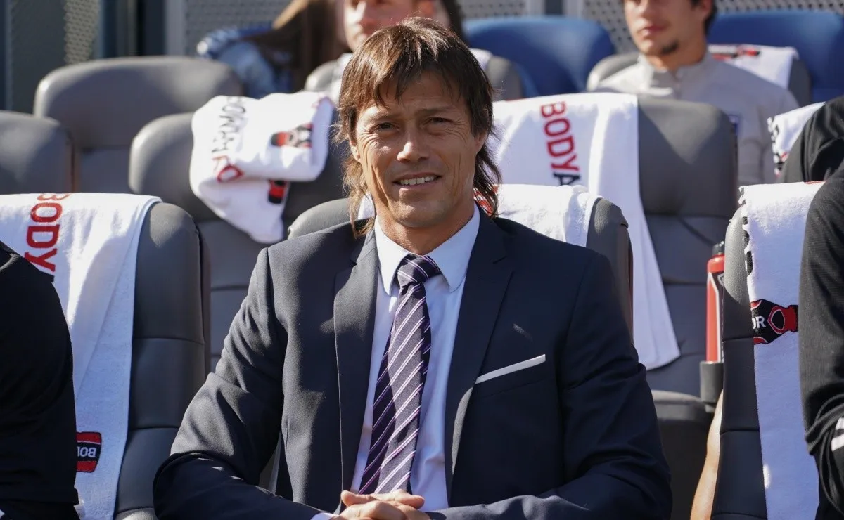 Será la primera vez para el ex jugador de River como entrenador de un equipo europeo.