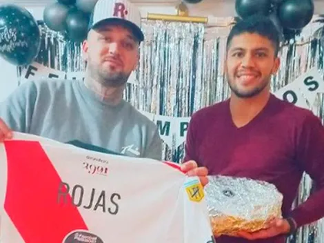 La foto de Robert Rojas sin muletas