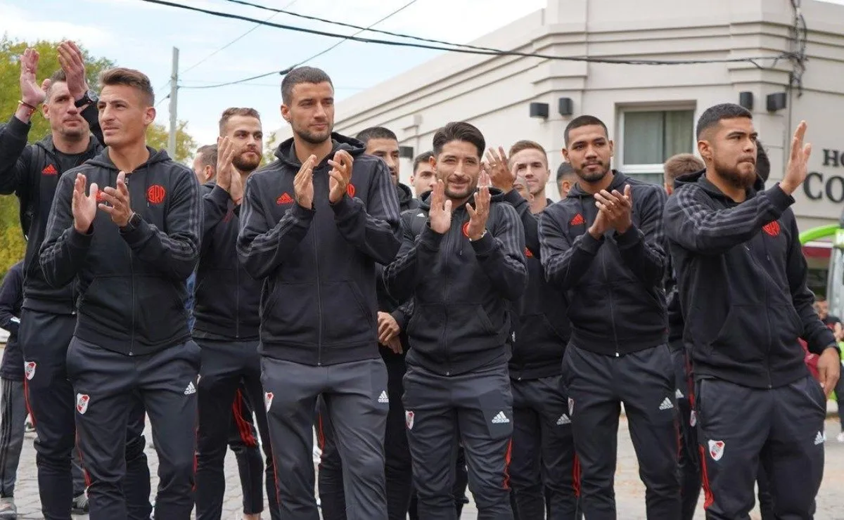 El agradecimiento del plantel millonario por el apoyo de los hinchas