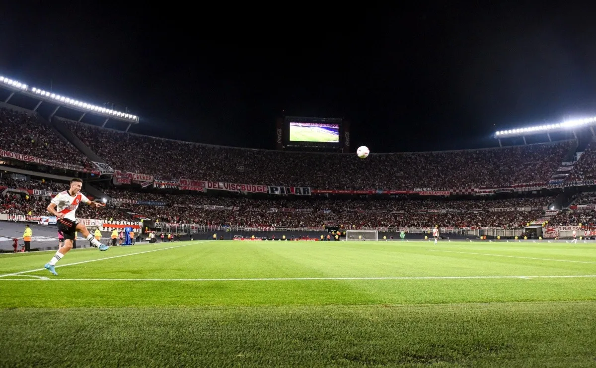 El Millonario cerrará su participación en la primera fase de la Copa de la Liga recibiendo a Platense.