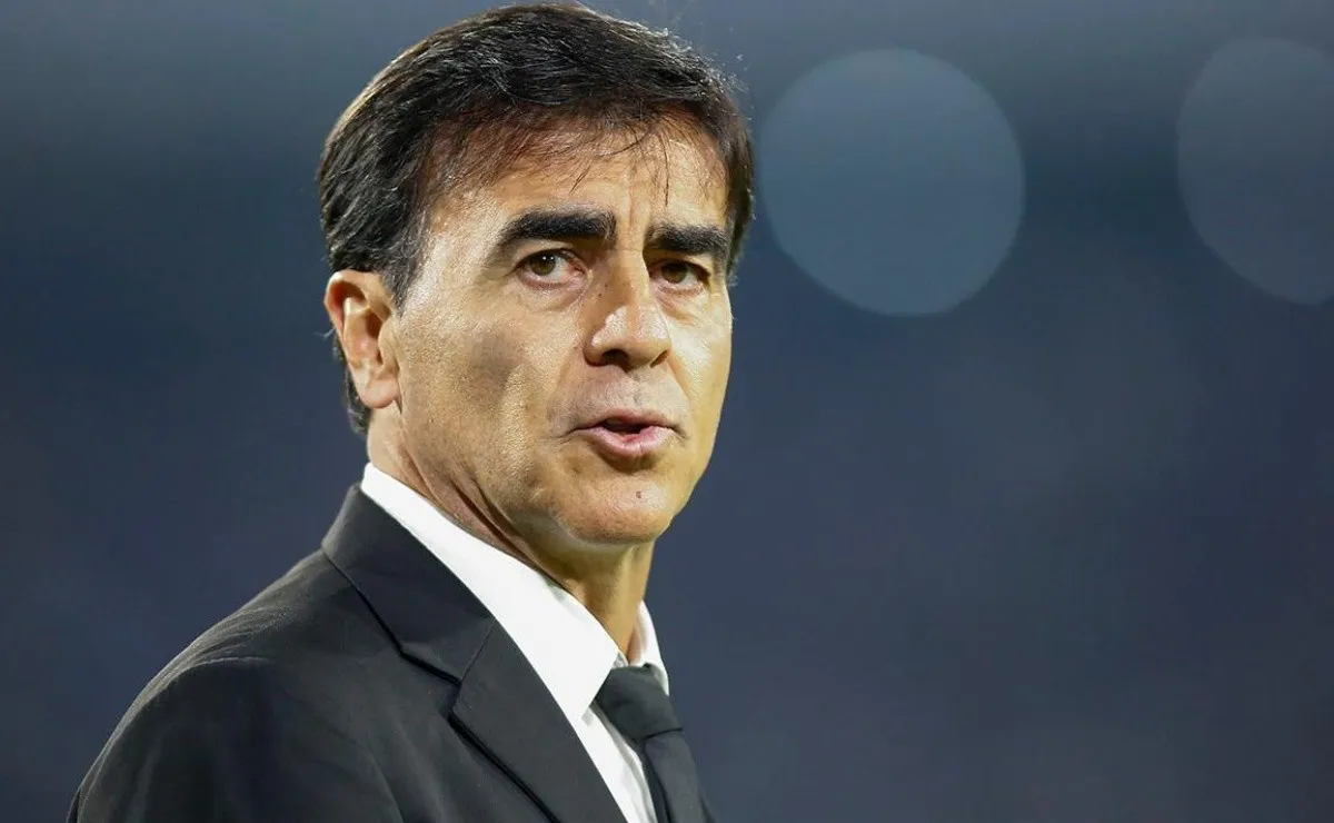 Gustavo Quinteros analizó el partido entre River y Colo Colo por la Copa Libertadores y además de elogiar lo realizado por el Más Grande se quejó de la actuación del árbitro.