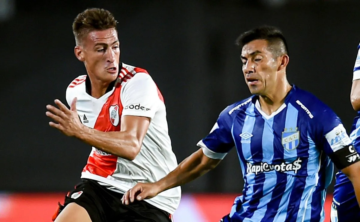 El delantero reemplazó a Matías Suárez en el segundo tiempo y no pudo convertir.