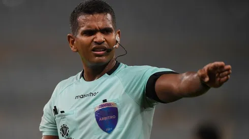 El árbitro de 32 años dirigirá a River en el partido del miércoles contra Colo Colo